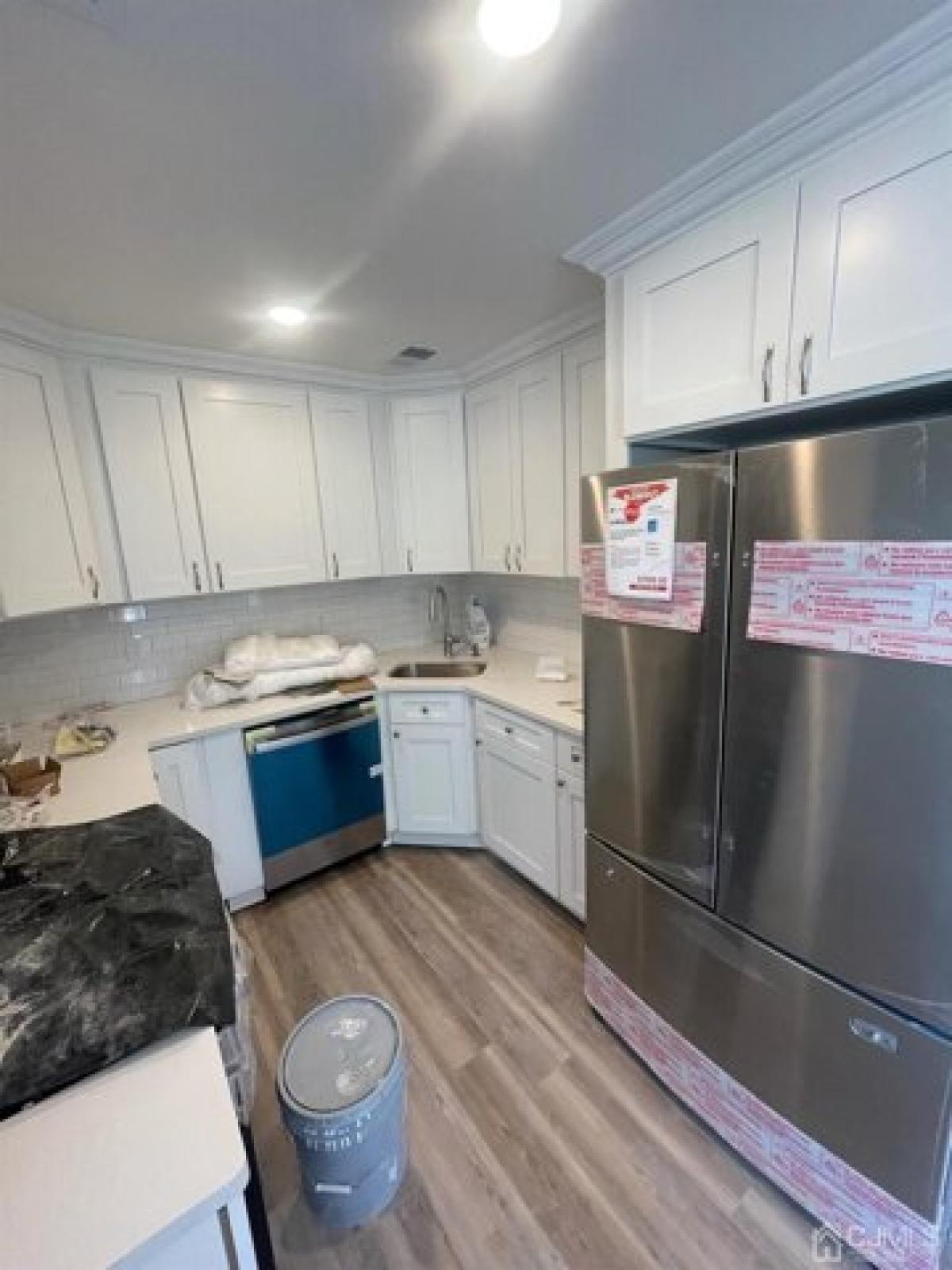 Picture of Home For Rent in Avenel, New Jersey, United States