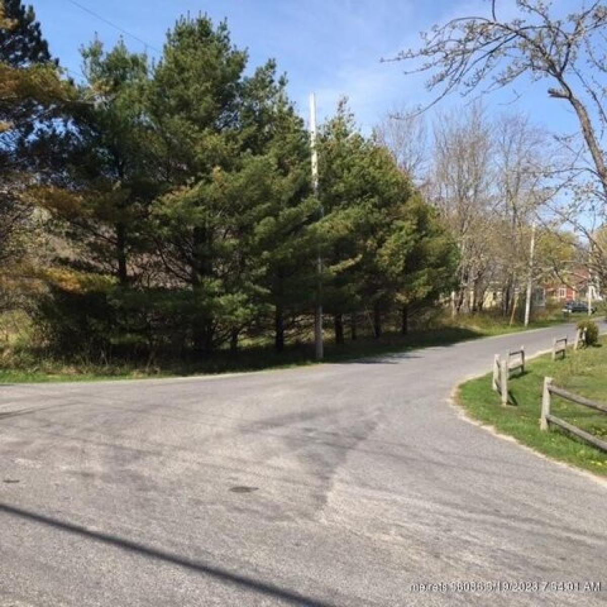 Picture of Residential Land For Sale in Long Island, Maine, United States