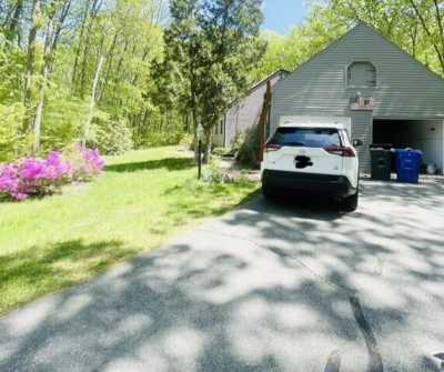 Home For Sale in Bow, New Hampshire