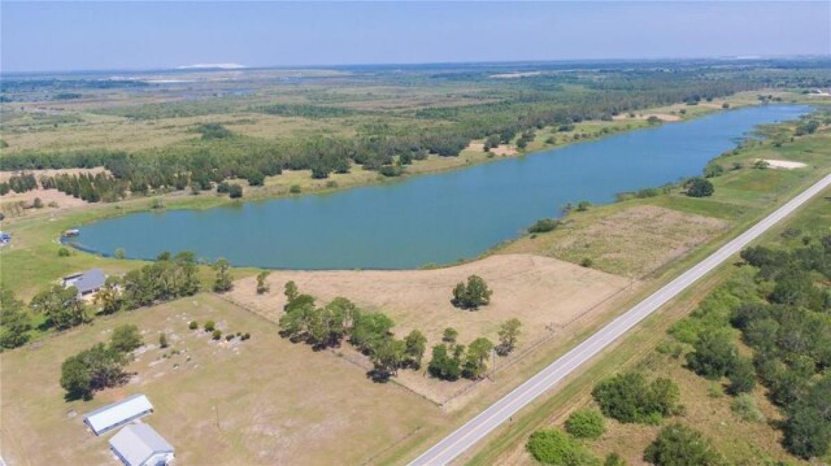 Picture of Residential Land For Sale in Fort Meade, Florida, United States