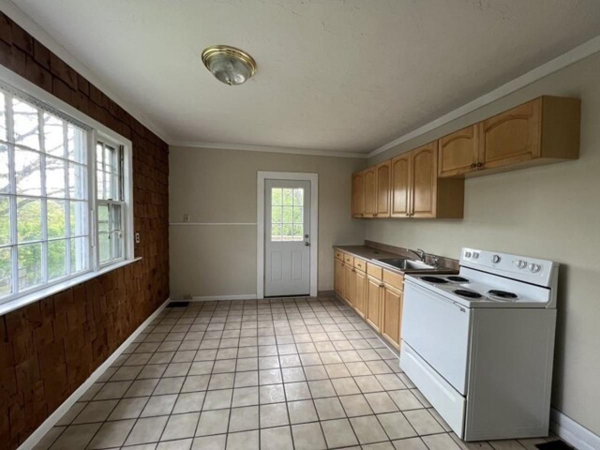 Picture of Home For Rent in Braintree, Massachusetts, United States