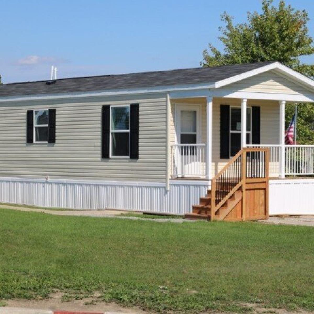 Picture of Home For Sale in Churubusco, Indiana, United States