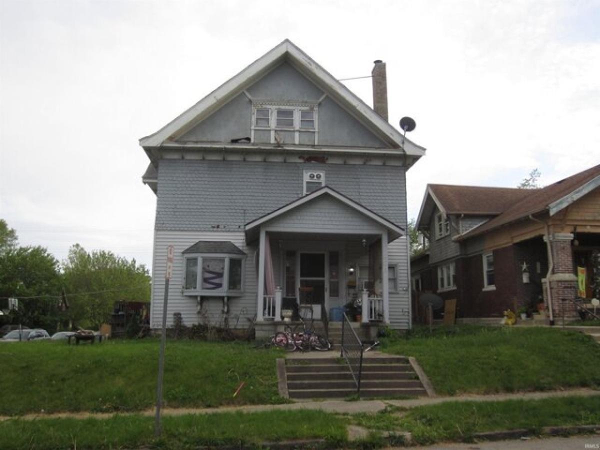 Picture of Home For Sale in Marion, Indiana, United States