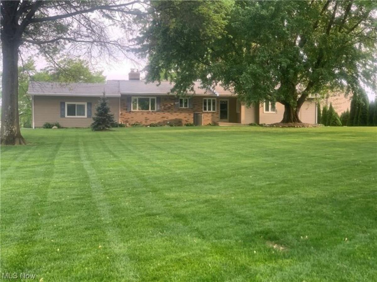 Picture of Home For Sale in Cuyahoga Falls, Ohio, United States