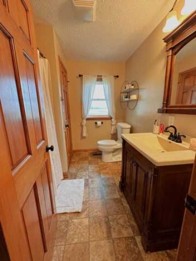 Home For Sale in Rockville, Indiana