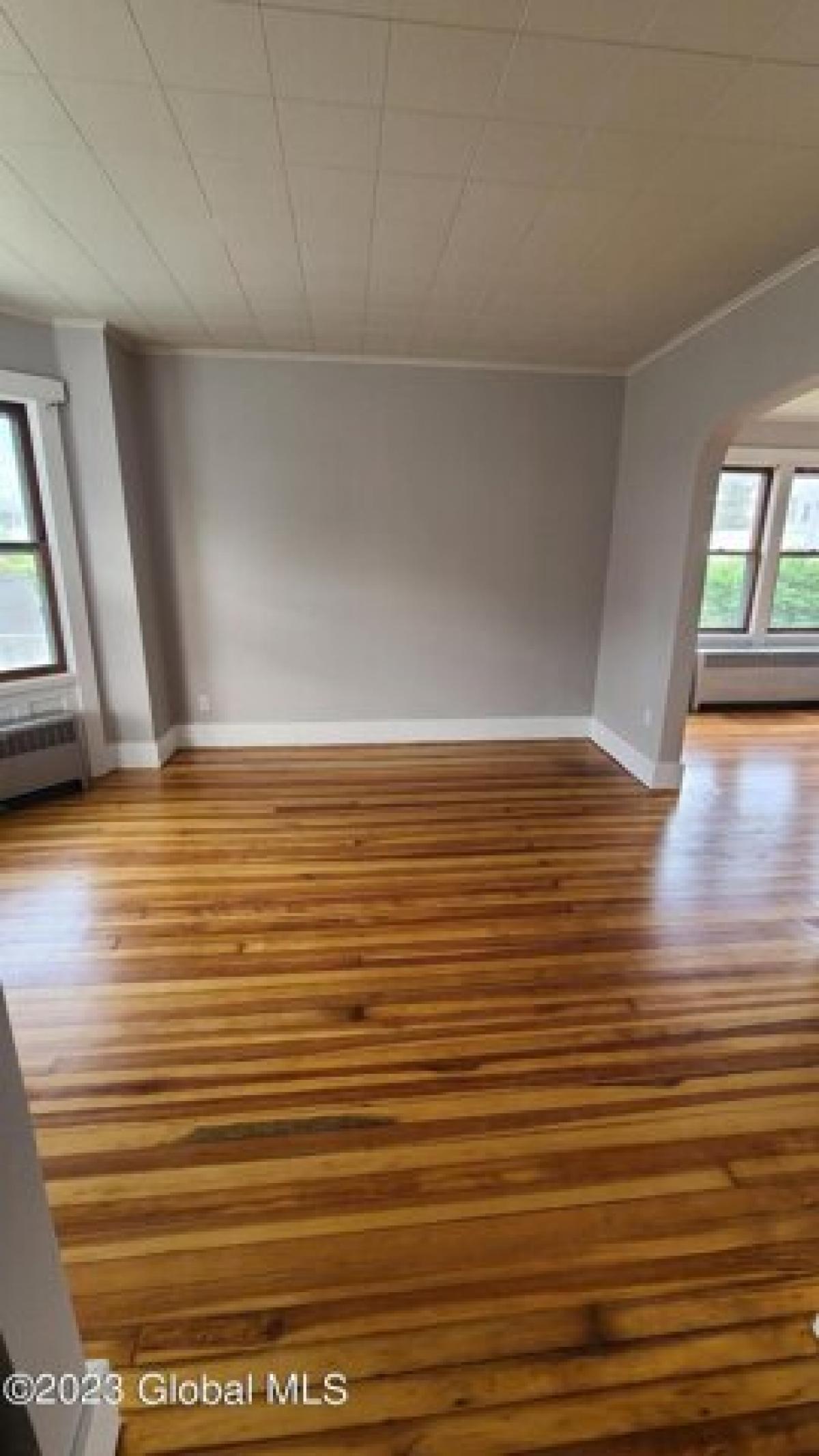 Picture of Home For Rent in Watervliet, New York, United States