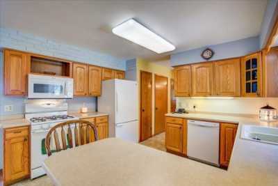 Home For Sale in Waunakee, Wisconsin