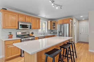 Home For Sale in Amherst, New Hampshire