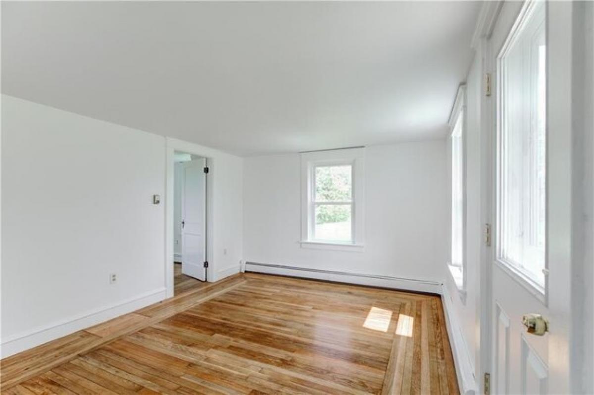 Picture of Home For Rent in Portsmouth, Rhode Island, United States