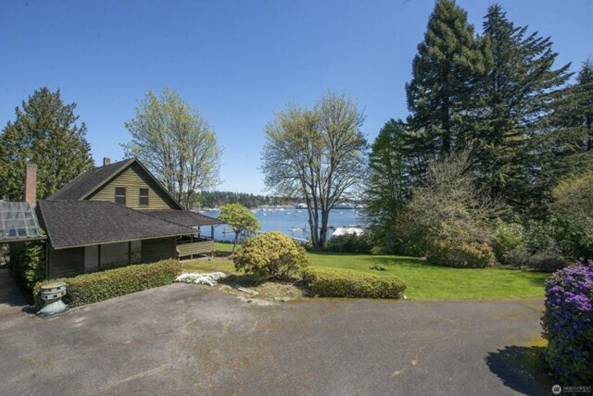 Picture of Residential Land For Sale in Bainbridge Island, Washington, United States