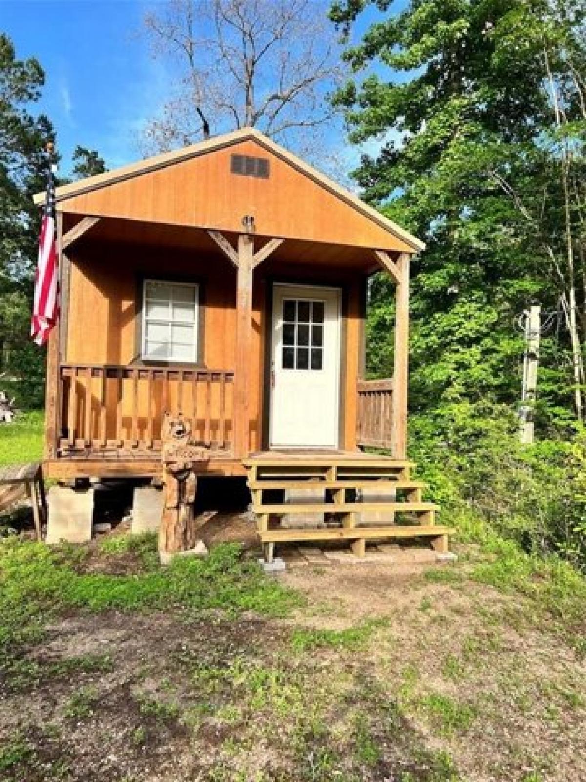 Picture of Home For Sale in Trinity, Texas, United States