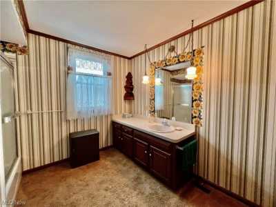 Home For Sale in Uhrichsville, Ohio