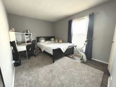 Home For Rent in Deerfield, Illinois