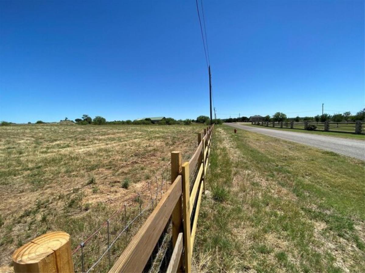 Picture of Residential Land For Sale in Strawn, Texas, United States