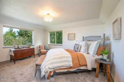 Home For Sale in Depoe Bay, Oregon