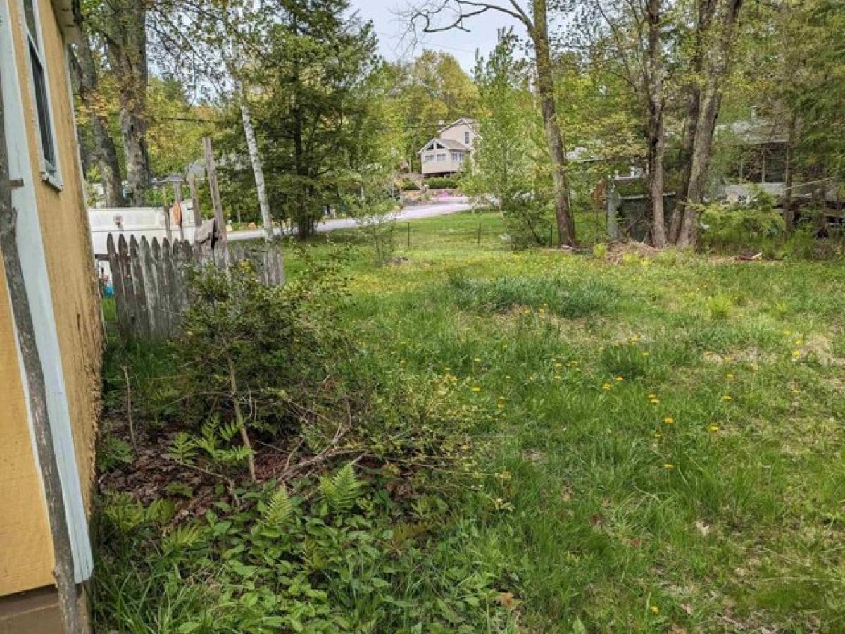 Picture of Home For Sale in Dunbarton, New Hampshire, United States