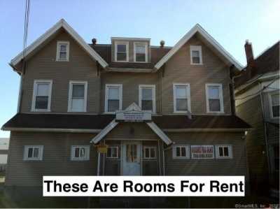 Home For Rent in Bridgeport, Connecticut