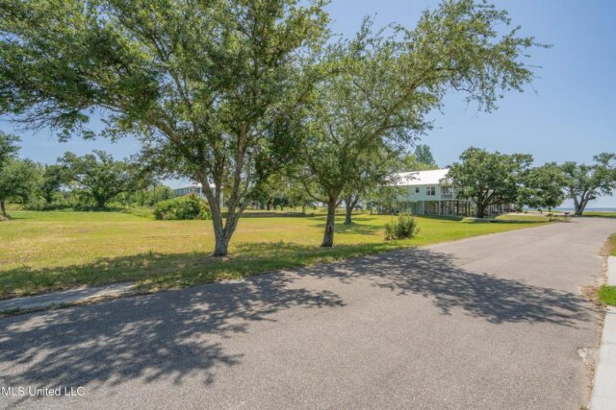 Picture of Residential Land For Sale in Long Beach, Mississippi, United States