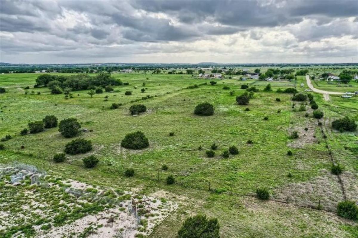 Picture of Residential Land For Sale in Florence, Texas, United States