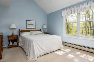 Home For Sale in Hooksett, New Hampshire