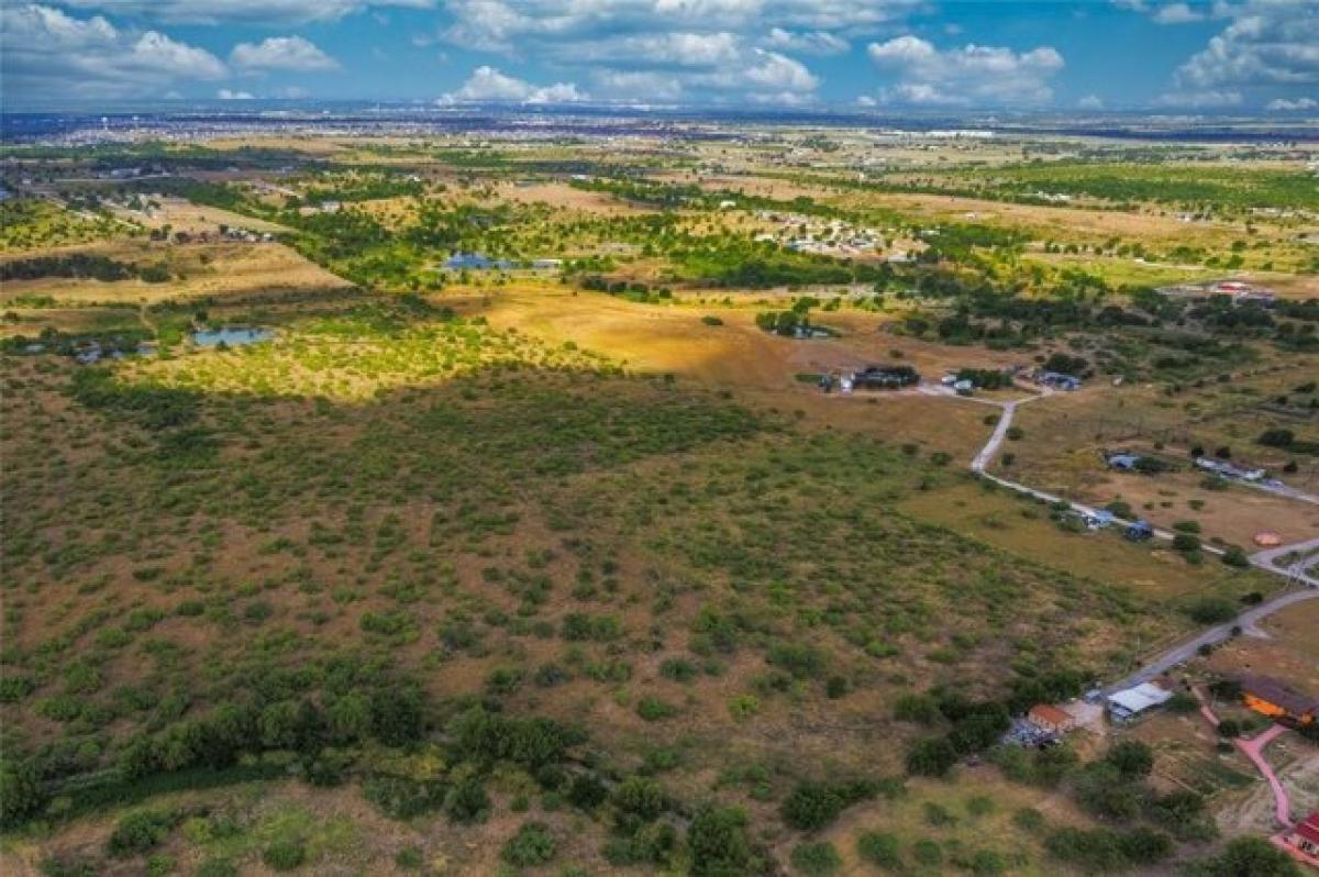 Picture of Residential Land For Sale in Manor, Texas, United States