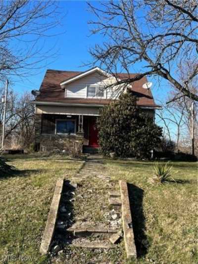 Home For Sale in Bloomingdale, Ohio