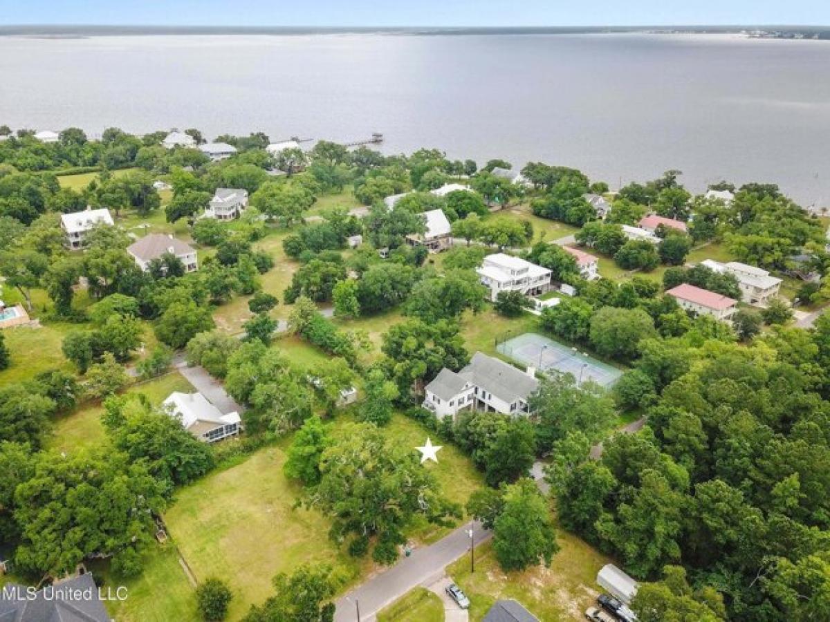 Picture of Residential Land For Sale in Bay Saint Louis, Mississippi, United States