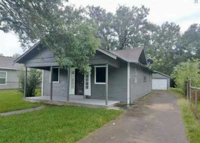 Home For Rent in Port Arthur, Texas