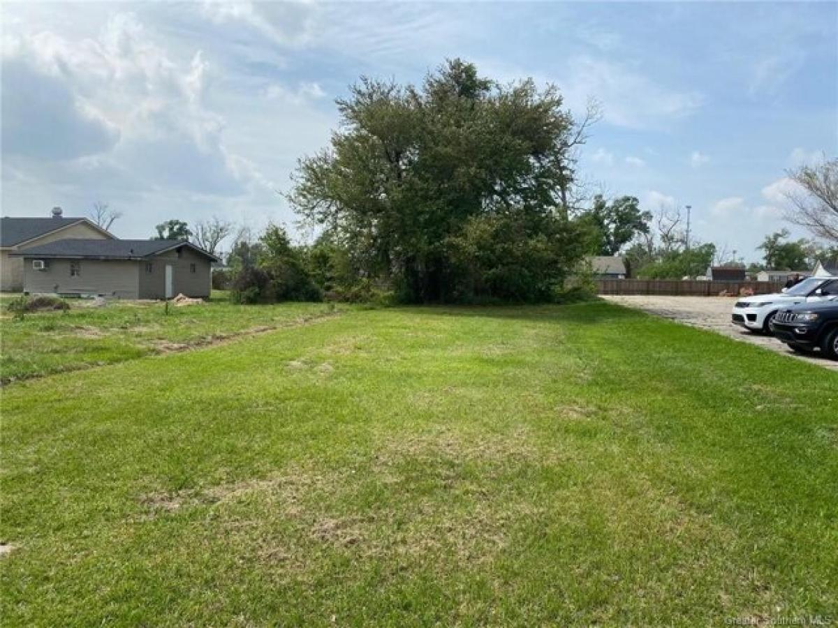 Picture of Residential Land For Sale in Westlake, Louisiana, United States