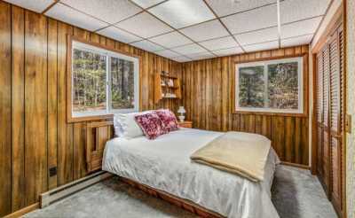 Home For Sale in New London, New Hampshire