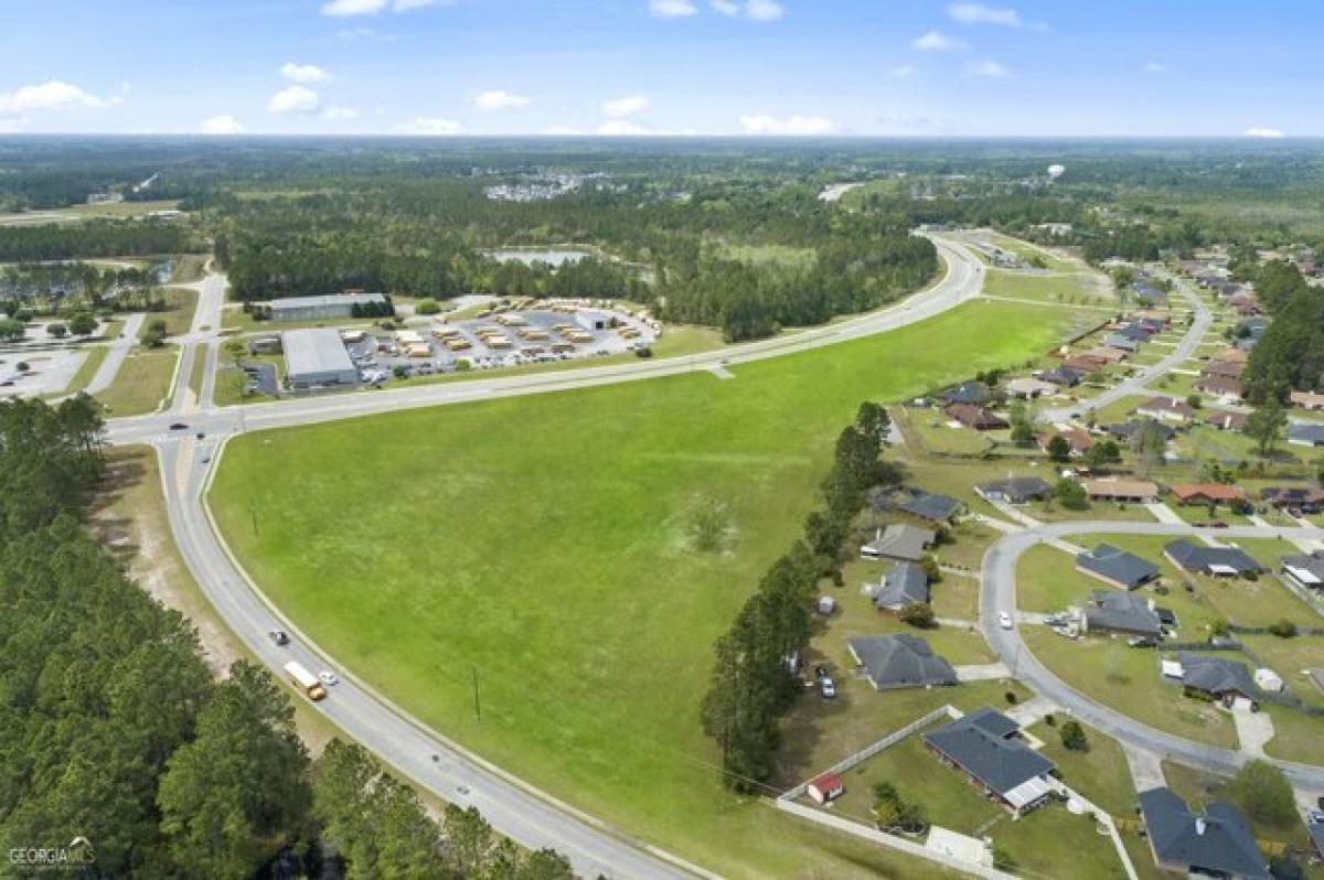 Picture of Residential Land For Sale in Hinesville, Georgia, United States