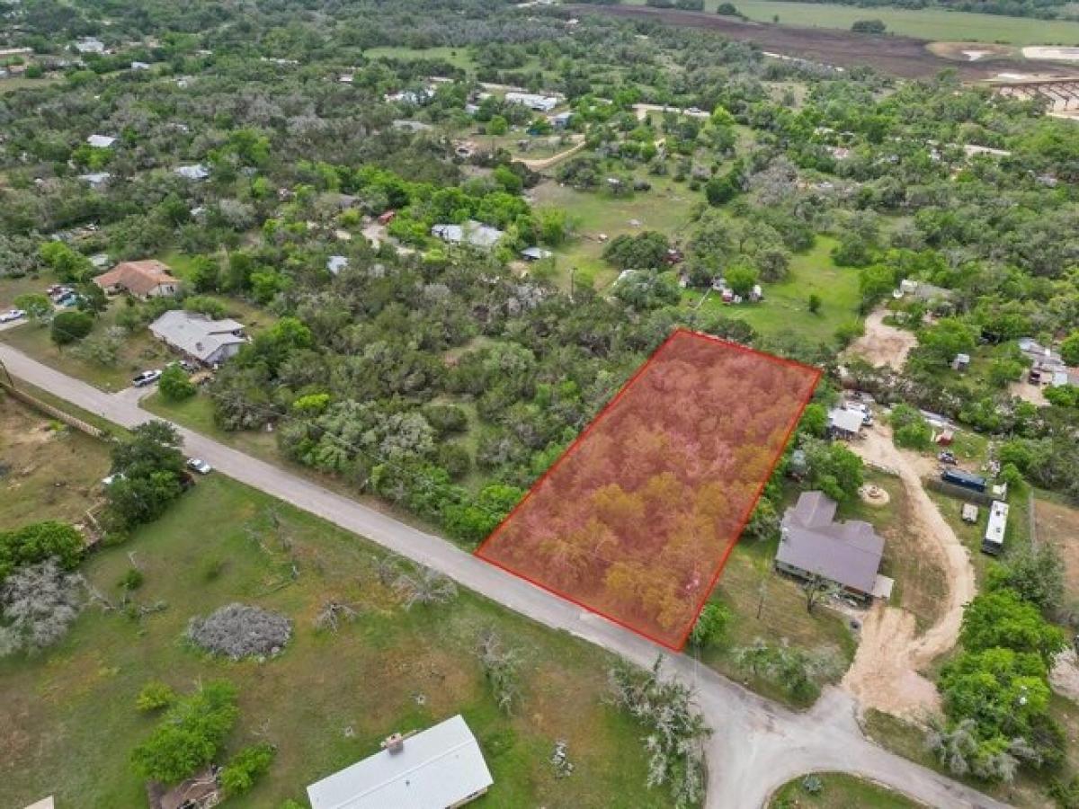 Picture of Residential Land For Sale in Dripping Springs, Texas, United States