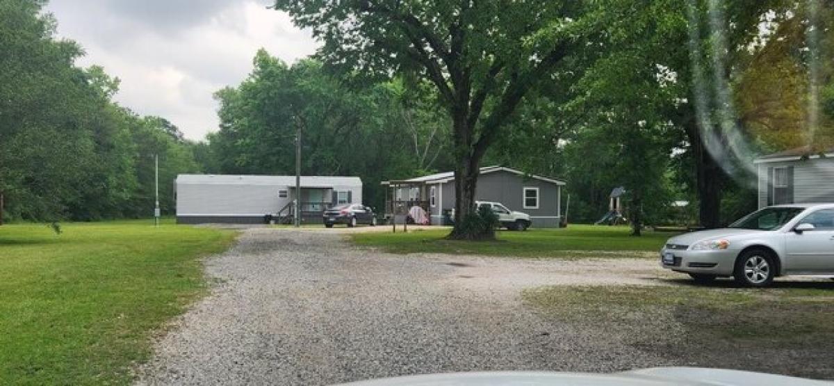 Picture of Home For Sale in Diboll, Texas, United States