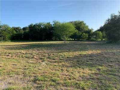 Residential Land For Sale in Beeville, Texas