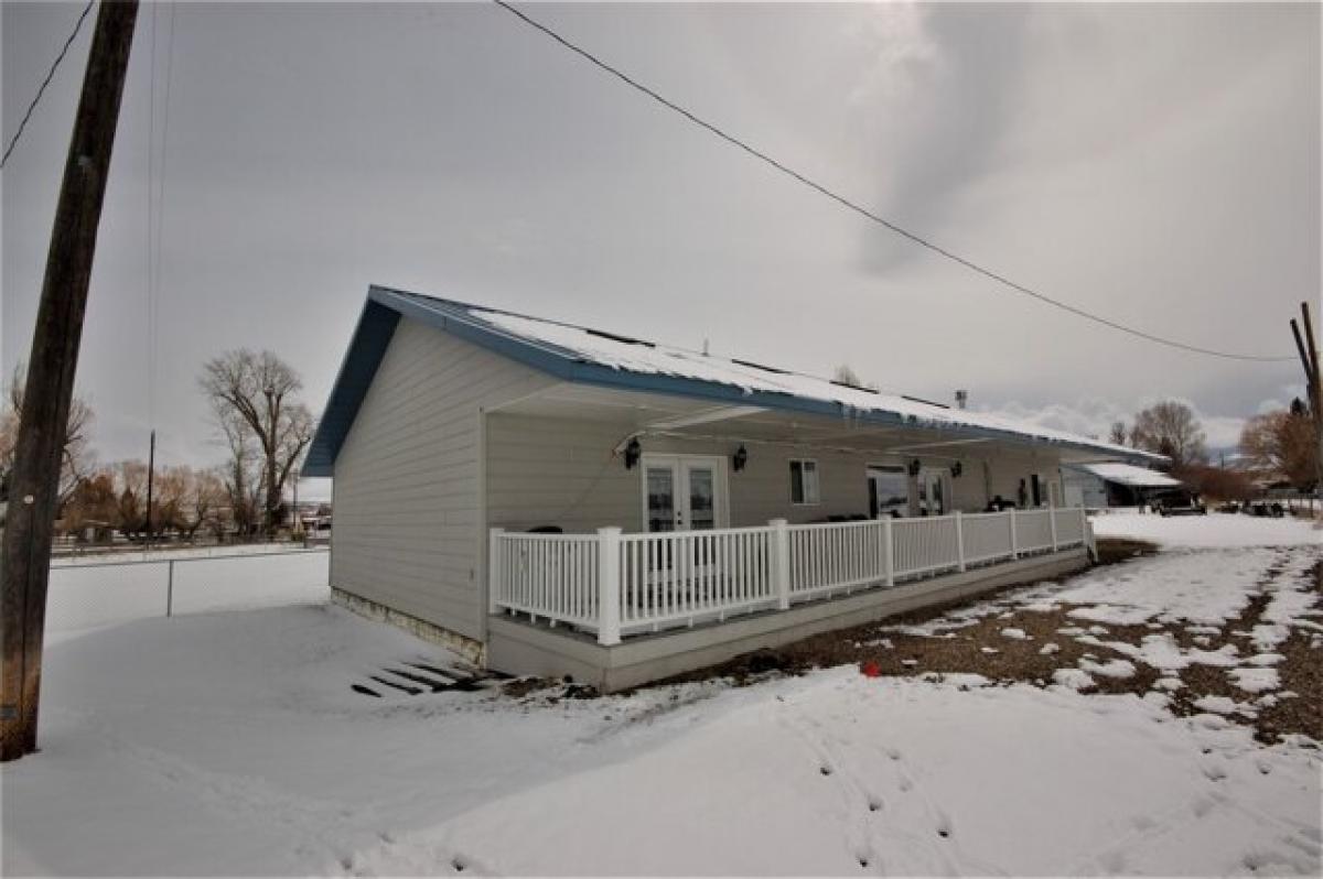 Picture of Home For Sale in Alder, Montana, United States