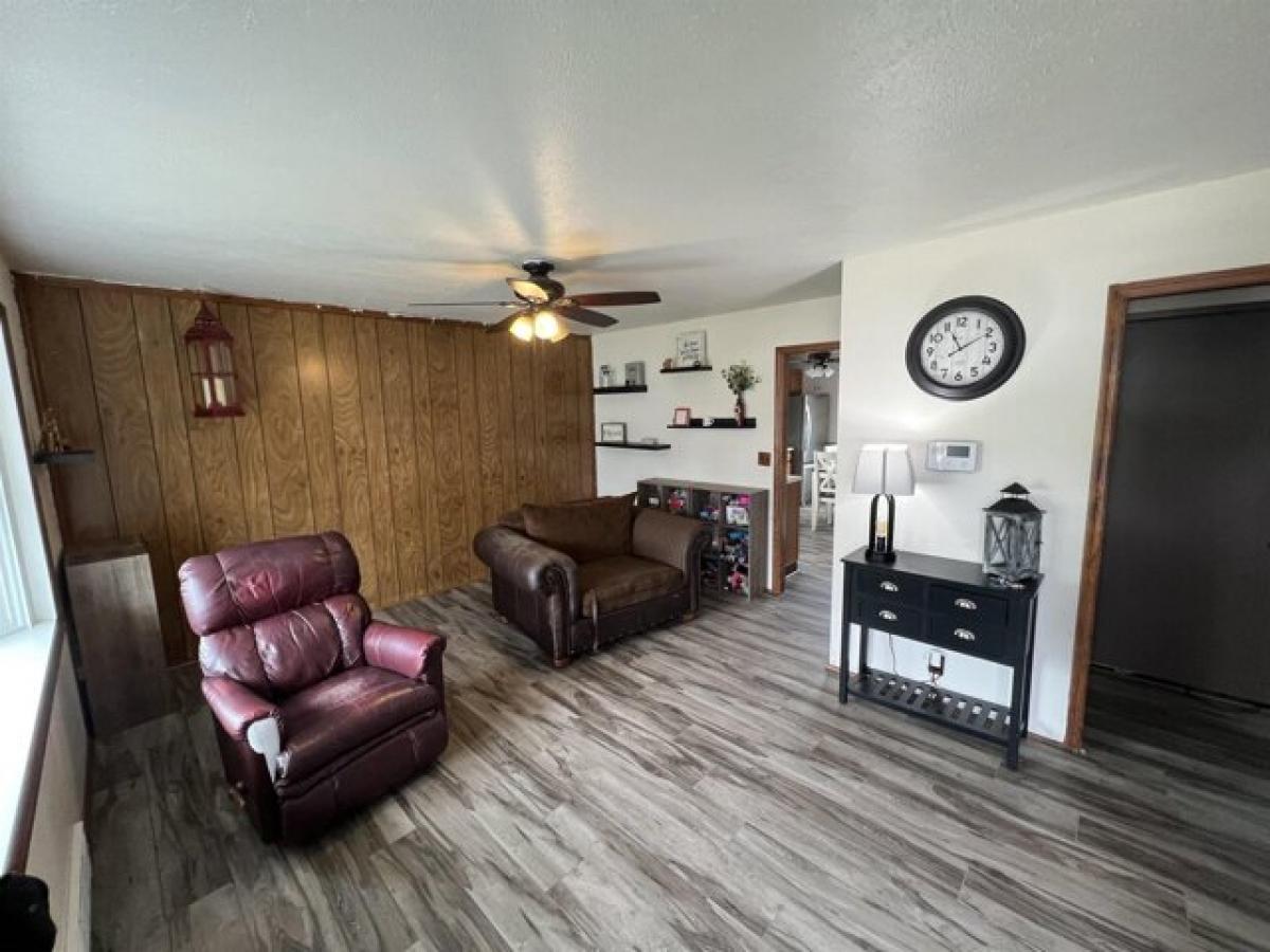 Picture of Home For Sale in Hastings, Nebraska, United States