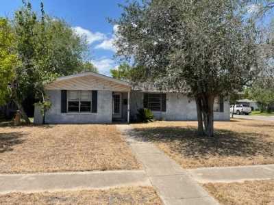 Home For Sale in Kingsville, Texas