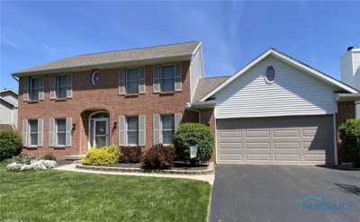 Home For Sale in Holland, Ohio