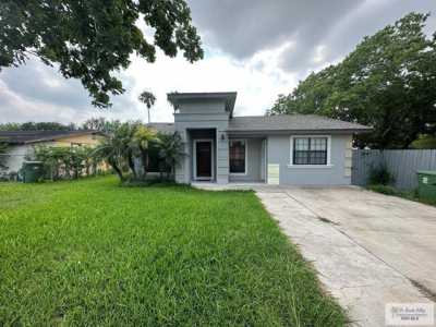 Home For Sale in Harlingen, Texas