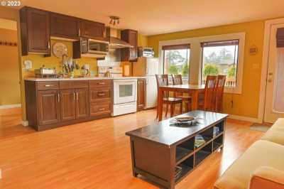 Home For Sale in Cloverdale, Oregon