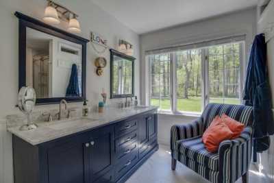 Home For Sale in Amherst, New Hampshire