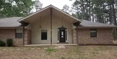 Home For Sale in Palestine, Texas