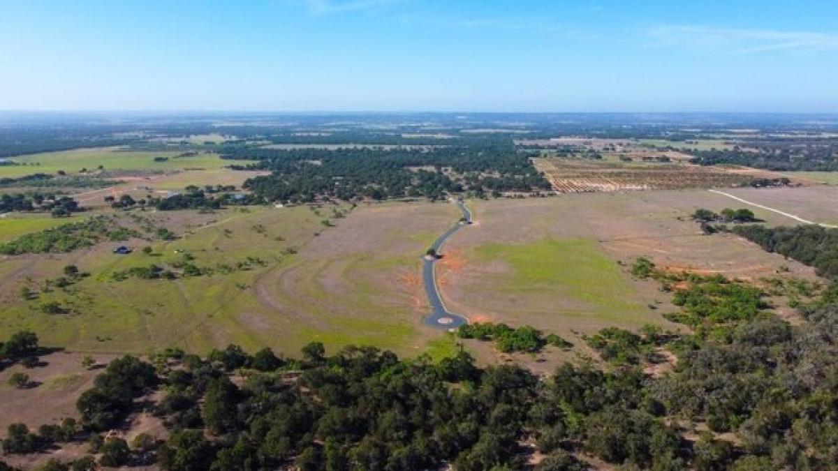 Picture of Residential Land For Sale in Fredericksburg, Texas, United States