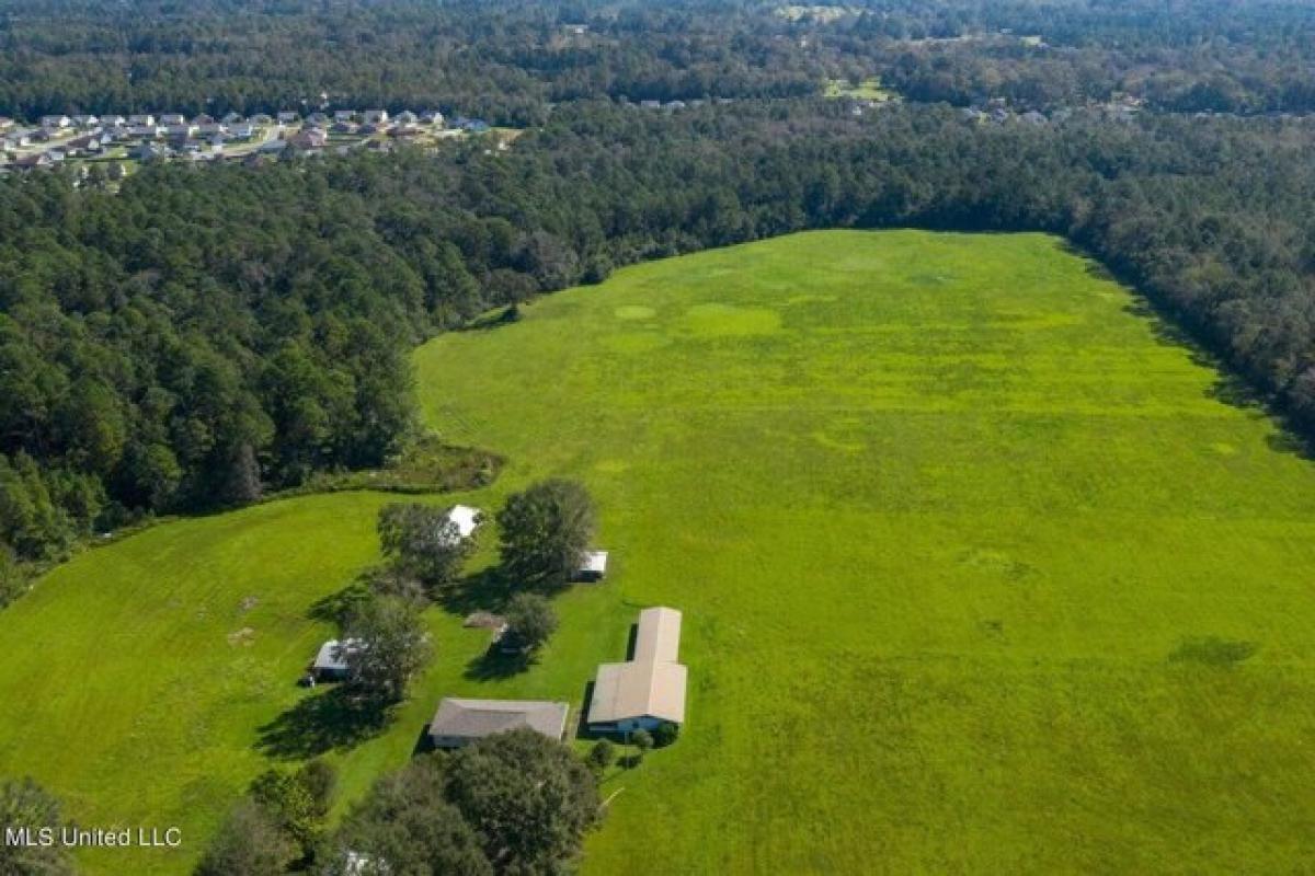 Picture of Residential Land For Sale in Gulfport, Mississippi, United States