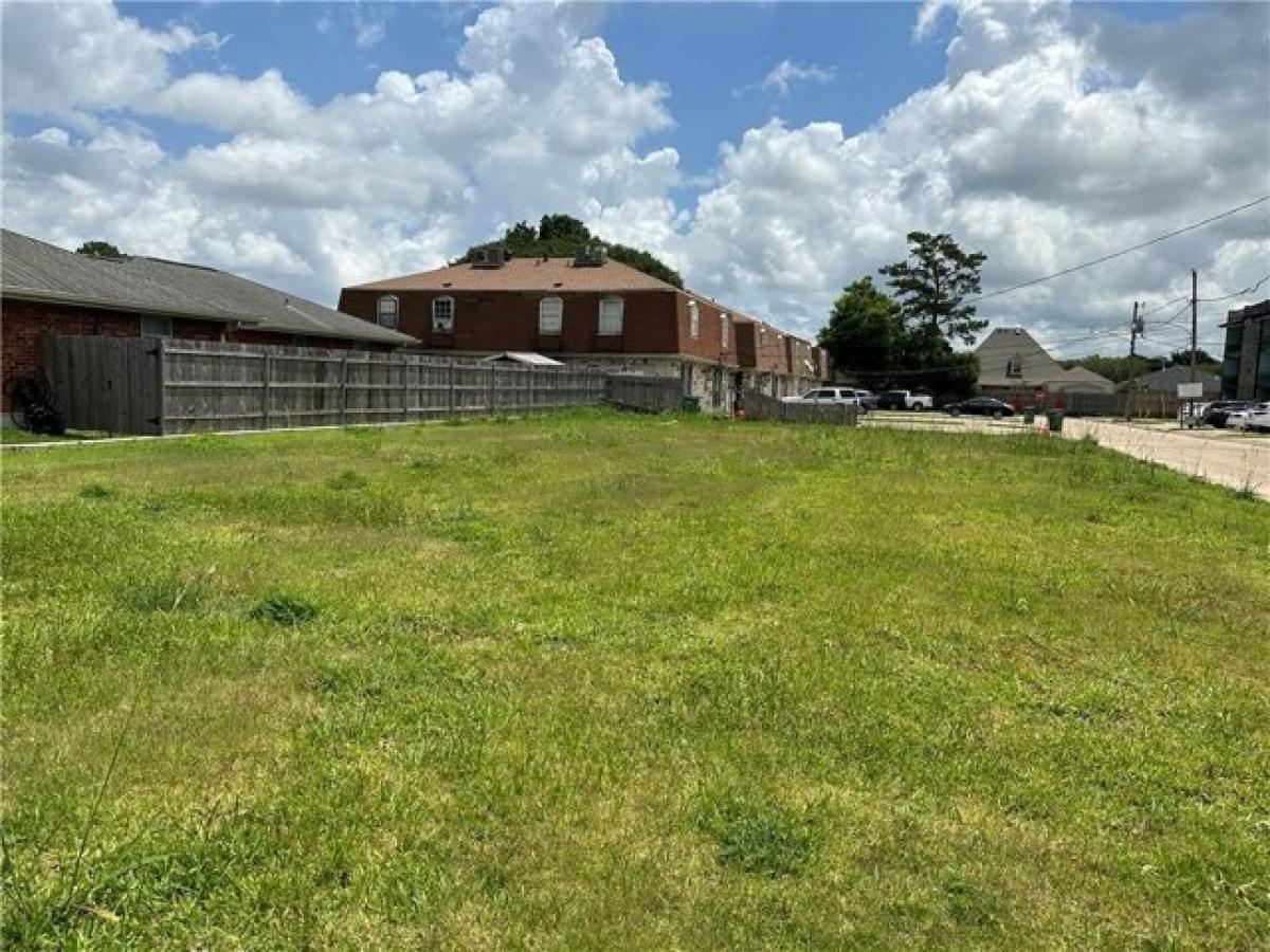 Picture of Residential Land For Sale in Metairie, Louisiana, United States