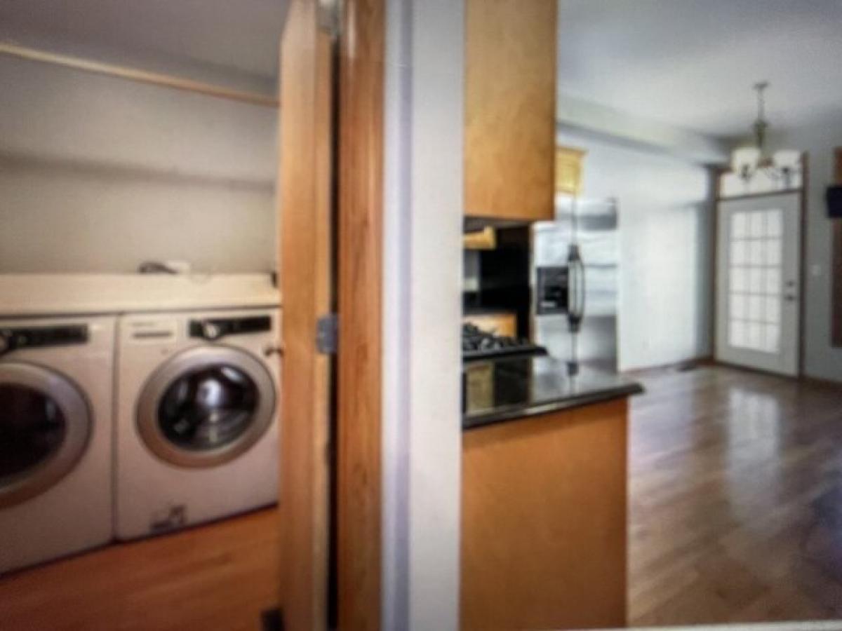 Picture of Home For Rent in Orland Park, Illinois, United States