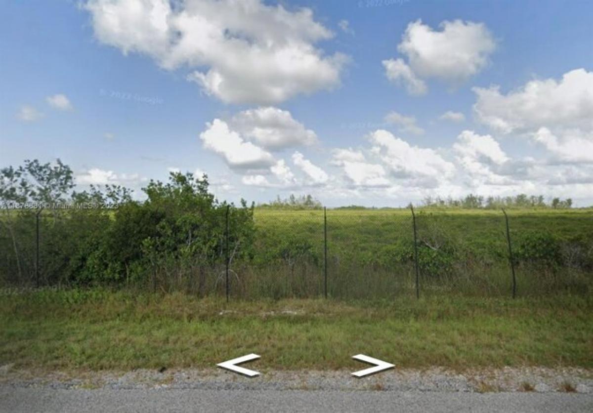 Picture of Residential Land For Sale in Homestead, Florida, United States