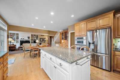 Home For Sale in Mendota Heights, Minnesota