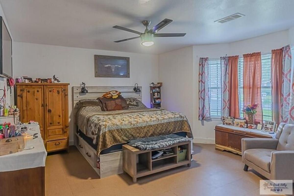 Picture of Home For Sale in Harlingen, Texas, United States