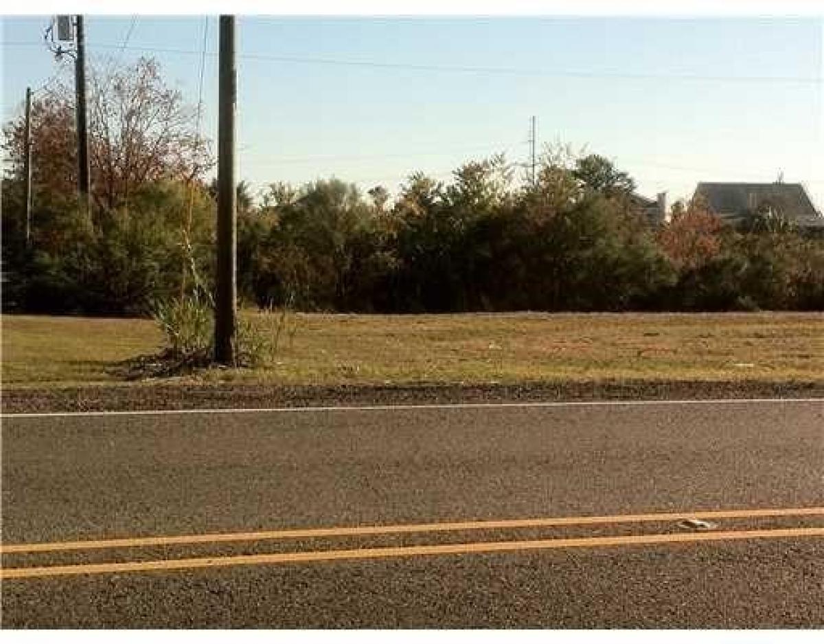 Picture of Residential Land For Sale in Slidell, Louisiana, United States